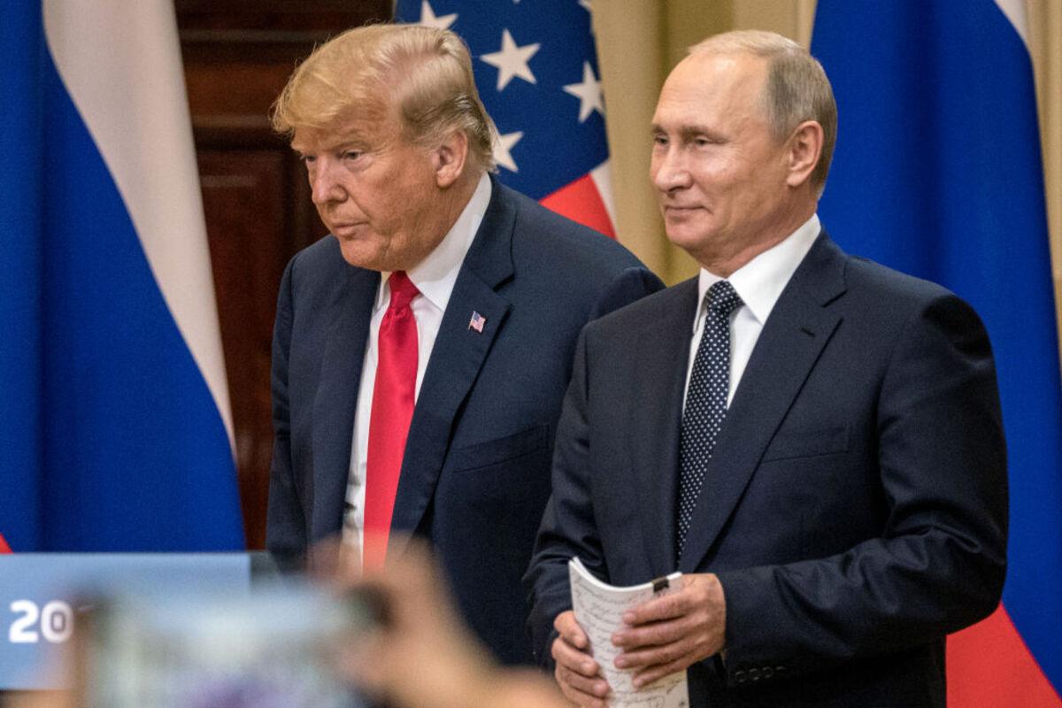 Трамп зустрінеться з путіним лише за умови його зустрічі зі Зеленським
