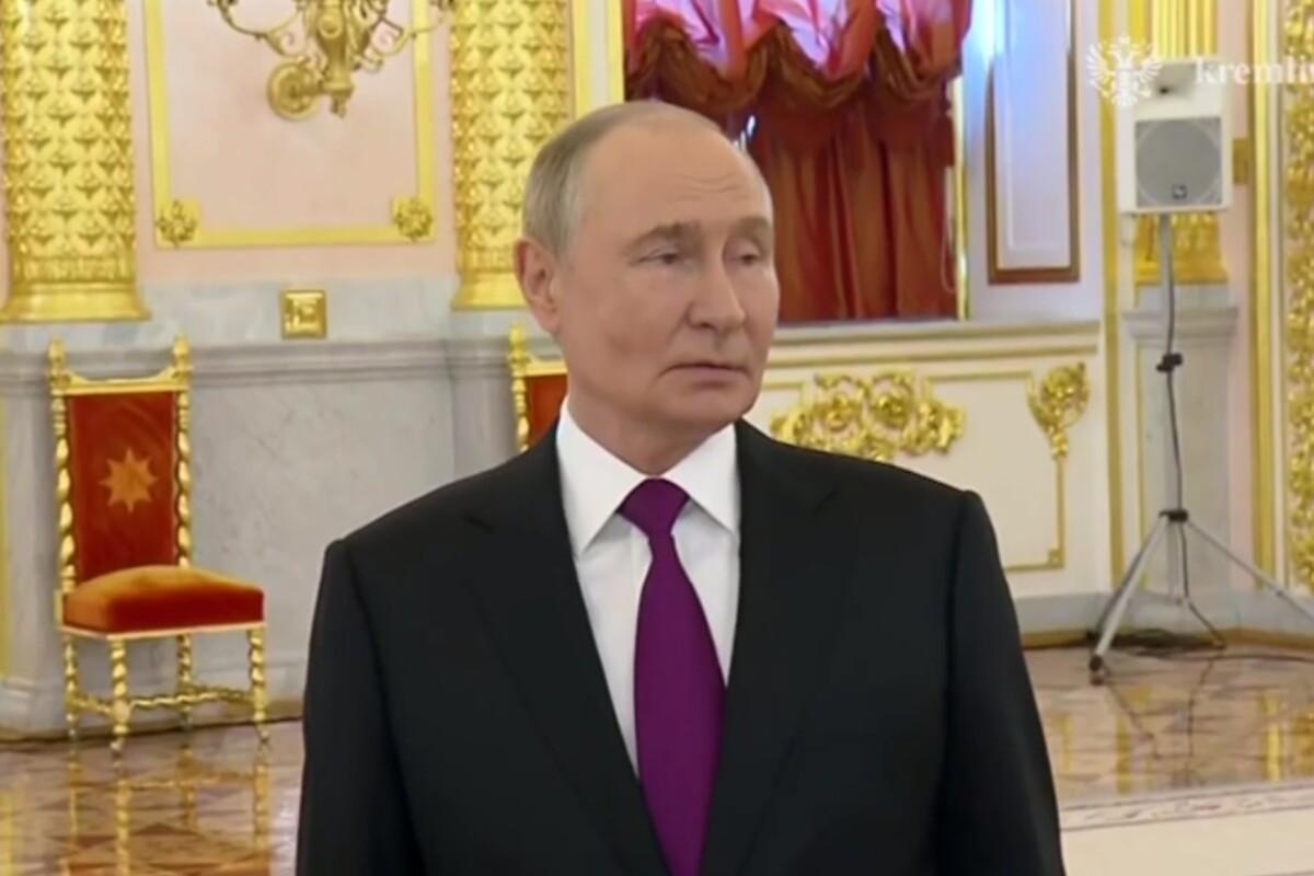 Туреччина обговорила з росією останні події щодо переговорів з Україною. Трамп заявив про "дуже велику ймовірність" зустрічі з путіним і Зеленським