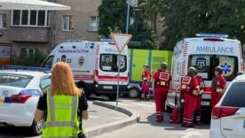 Поліція Черкас працює на місці стрілянини у закладі харчування у центрі міста Поліція Черкас працює на місці стрілянини у закладі харчування у центрі міста