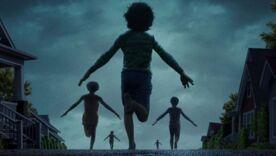 Отличник в классе хорроров. 10 мыслей после просмотра "Оружие"/Фото: Warner Bros. Отличник в классе хорроров. 10 мыслей после просмотра "Оружие"