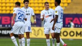 Динамо розгромило Рух у матчі УПЛ