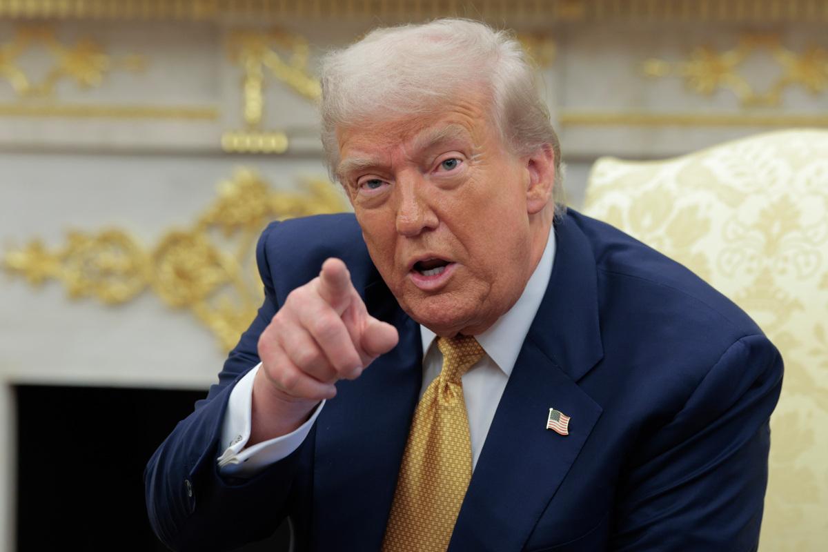 Президент США готов встретиться с путиным и Зеленским на Аляске. Фото: GettyImages/ Автор - Chip Somodevilla Трамп