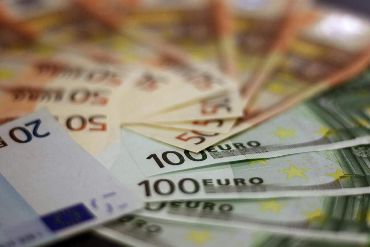 ЕС получил третий транш 1,6 млрд евро от замороженных активов рф / Фото: Pixels ЕС получил третий транш 1,6 млрд евро от замороженных активов рф / Фото: Pixels