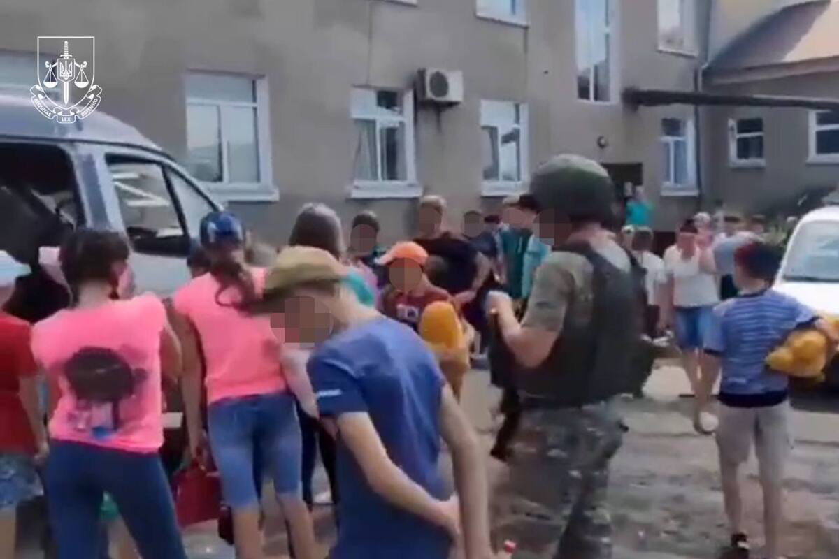 Во время пребывания в россии дети подвергались идеологическому давлению