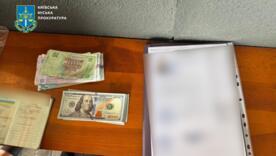Київський махінатор заробляв по $25 тисяч на фальшивих медкомісіях/Фото: Київська міська прокуратура Київський махінатор заробляв по $25 тисяч на фальшивих медкомісіях