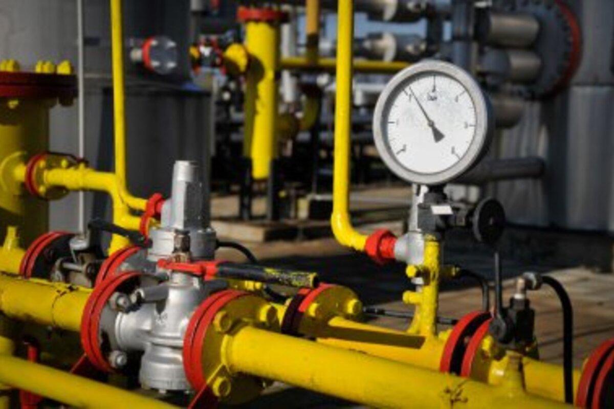 Алієв: путінські атаки не зірвуть каспійський газ