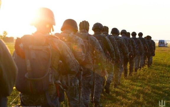 Вночі росіяни вдарили по начальному підрозділі ЗСУ: є жертви
