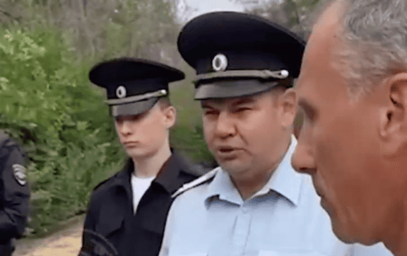 Саратовский полицейский открыл сезон охоты на защитников парков / Фото: Центр противодействия дезинформации