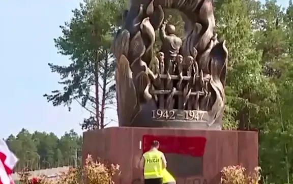 У МЗС розкрили деталі про затриманого за плюндрування пам'ятника у Польщі українця