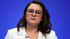 Менше половини українців знають, хто прем’єр-міністр у країні — опитування