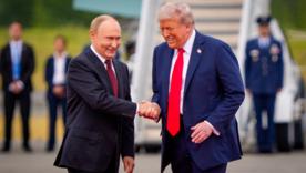 Территории в обмен на гарантии: что Трамп с путиным предлагают для завершения войны. Фото: GettyImages/Автор- Andrew Harnik трамп и путин