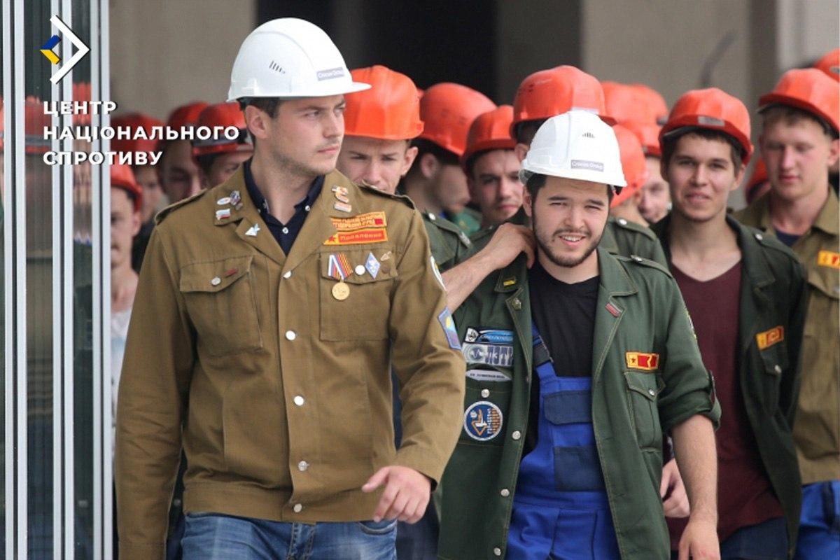 Дитяча праця на ТОТ:  окупанти створюють "студентські трудові загони"