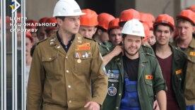 Дитяча праця на ТОТ: окупанти створюють "студентські трудові загони" Дитяча праця на ТОТ: окупанти створюють "студентські трудові загони"