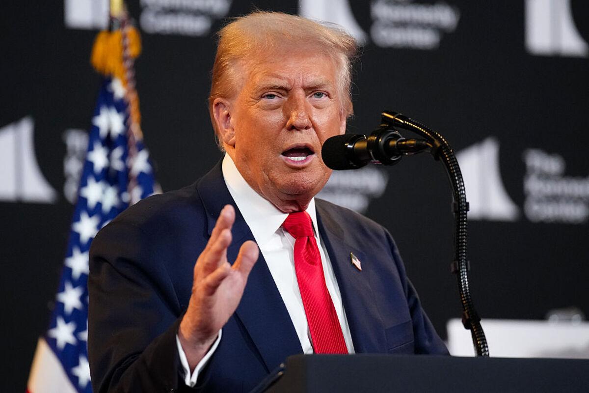 Трамп назвав зустріч зі Зеленським видатним днем в історії Білого дому