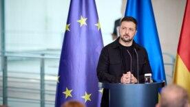 Axios: Белый дом спросил украинских чиновников, наденет ли Зеленский костюм на встречу с Трампом Axios: Белый дом спросил украинских чиновников, наденет ли Зеленский костюм на встречу с Трампом