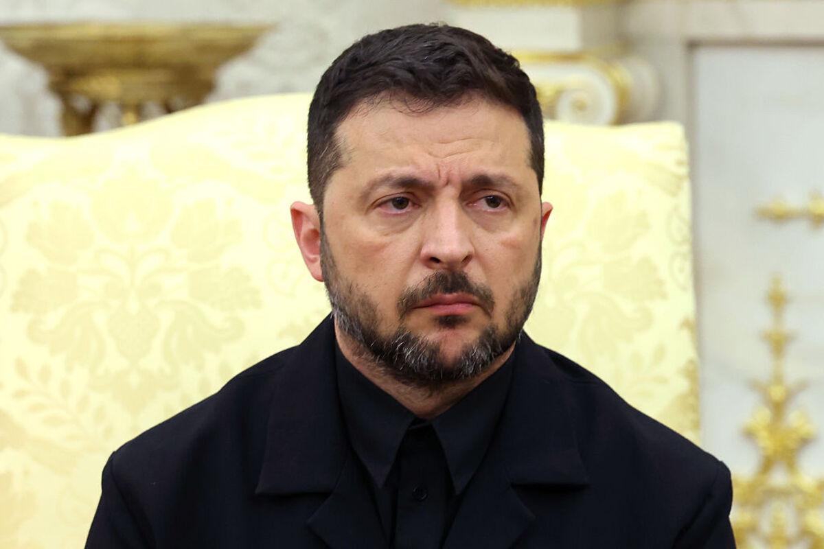 Зеленский заявил, что путин хочет "соскочить" с переговоров