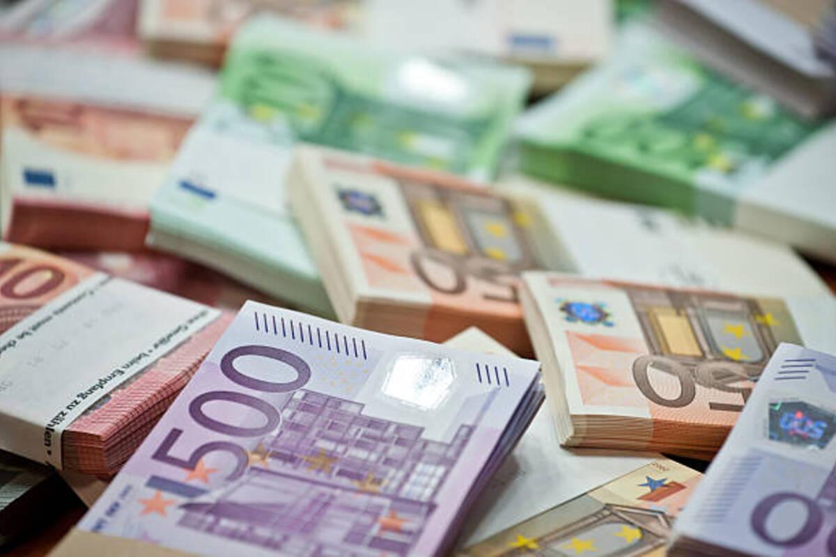 Заморожені російські активи принесли Україні мільярд євро через ERA Loans/Фото: pexels Заморожені російські активи принесли Україні мільярд євро через ERA Loans