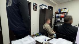17 фейковых воинов: сотрудник ТЦК пойдет под суд за липовую мобилизацию / Фото: ГБР 17 фейковых воинов: сотрудник ТЦК пойдет под суд за липовую мобилизацию / Фото: ГБР