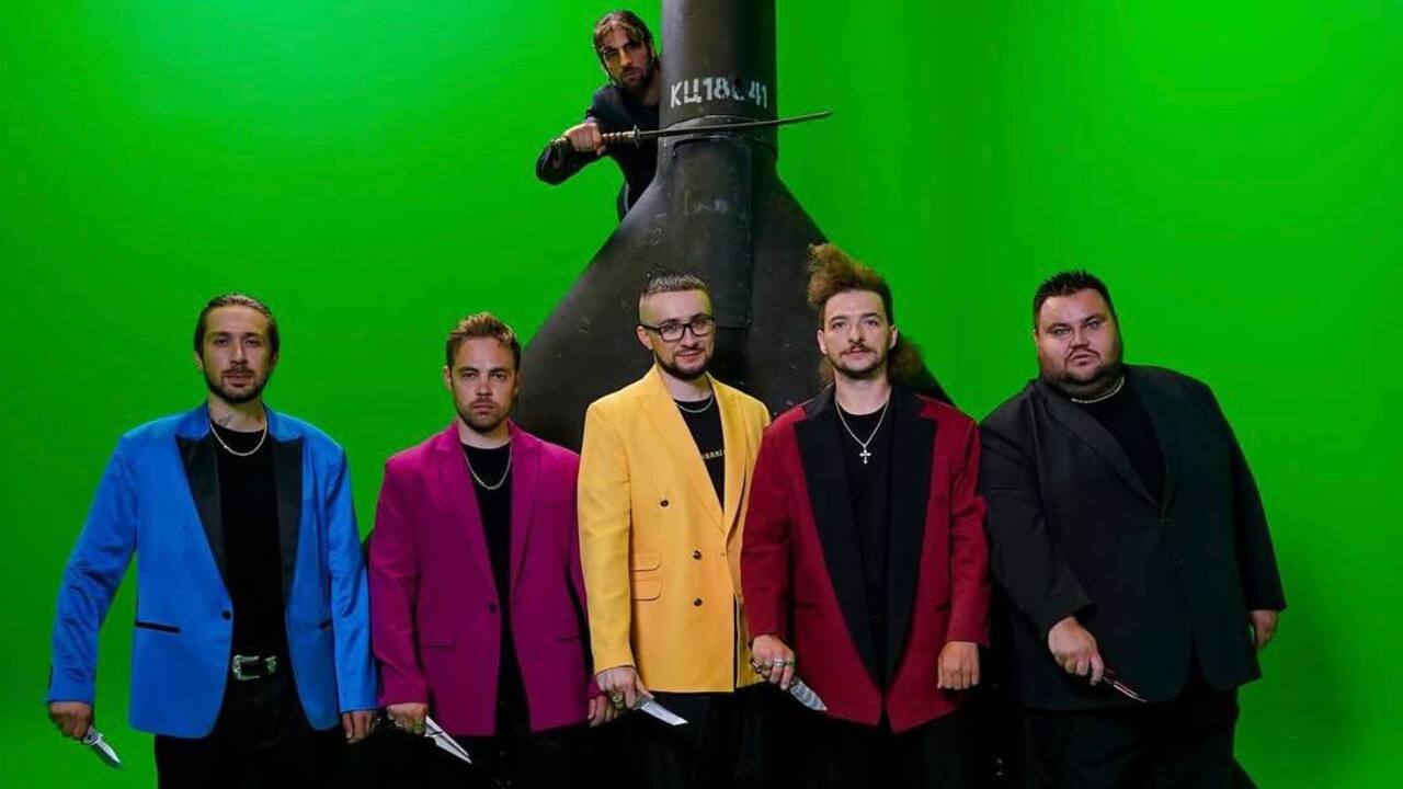 Badstreet Boys і Стерненко представили пародійний кліп із благодійною метою