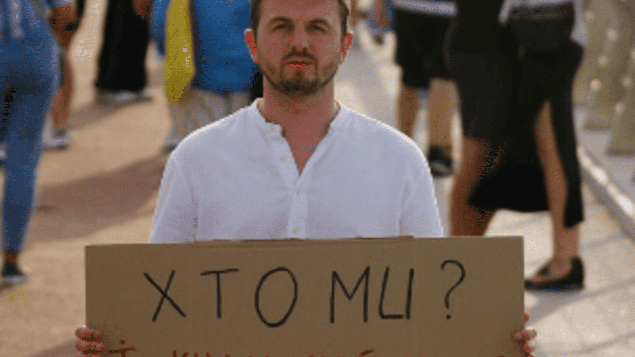 Женя Янович растрогал новым проникновенным видео ко Дню Независим