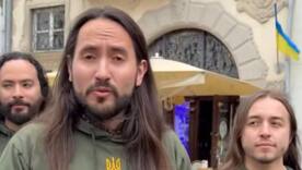 Гурт із Колумбії та хор "Західний вітер" виконали гімн УНР у центрі Львова