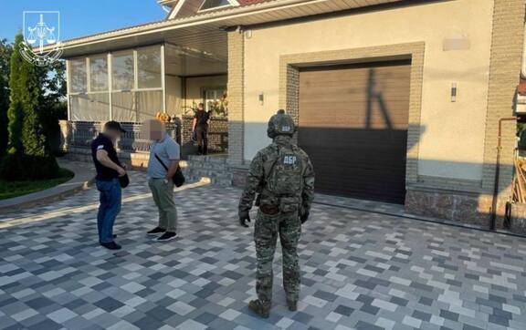 Від неякісного одягу до викраденого пального: прокуратура розкриває оборонні схеми