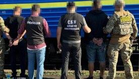 На Волині провідник поїзду міжнародного рейсу ховав ухилянтів у пасажирських вагонах На Волині провідник поїзду міжнародного рейсу ховав ухилянтів у пасажирських вагонах