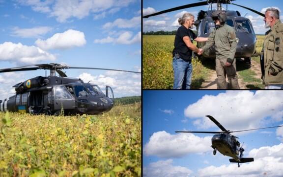 Вертолет Black Hawk, на который собирали средства чешские активисты, уже в Украине Вертолет Black Hawk, на который собирали средства чешские активисты, уже в Украине
