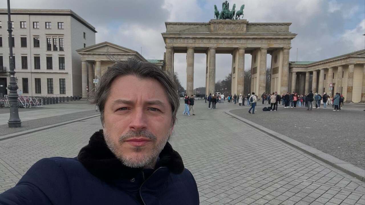 "Надо найти баланс!": Сергей Притула рассказал об отцовстве во время войны