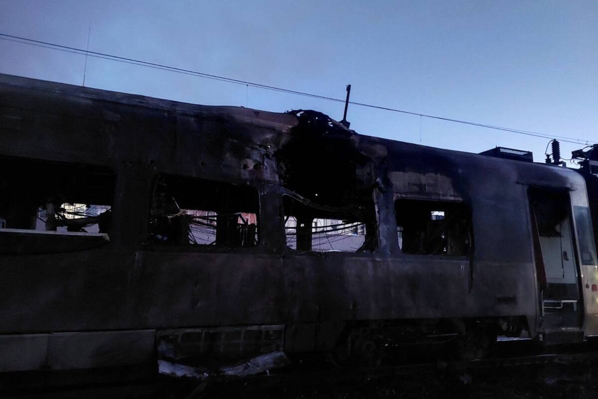 Ряд поездов задерживаются из-за российского обстрела/Фото: Укрзалізниця Ряд поездов задерживаются из-за российского обстрела