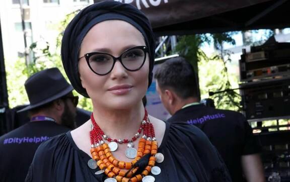 Олена Мозгова спрогнозувала, як українці зустрінуть Потапа і Винника / Фото: instagram.com/olenamozgova1 Олена Мозгова спрогнозувала, як українці зустрінуть Потапа і Винника