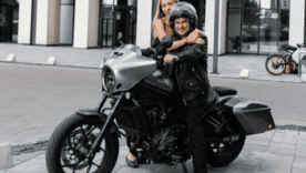 “Дід і онука?”: дружина Віктора Павліка жорстко відреагувала на хейт через різницю у віці