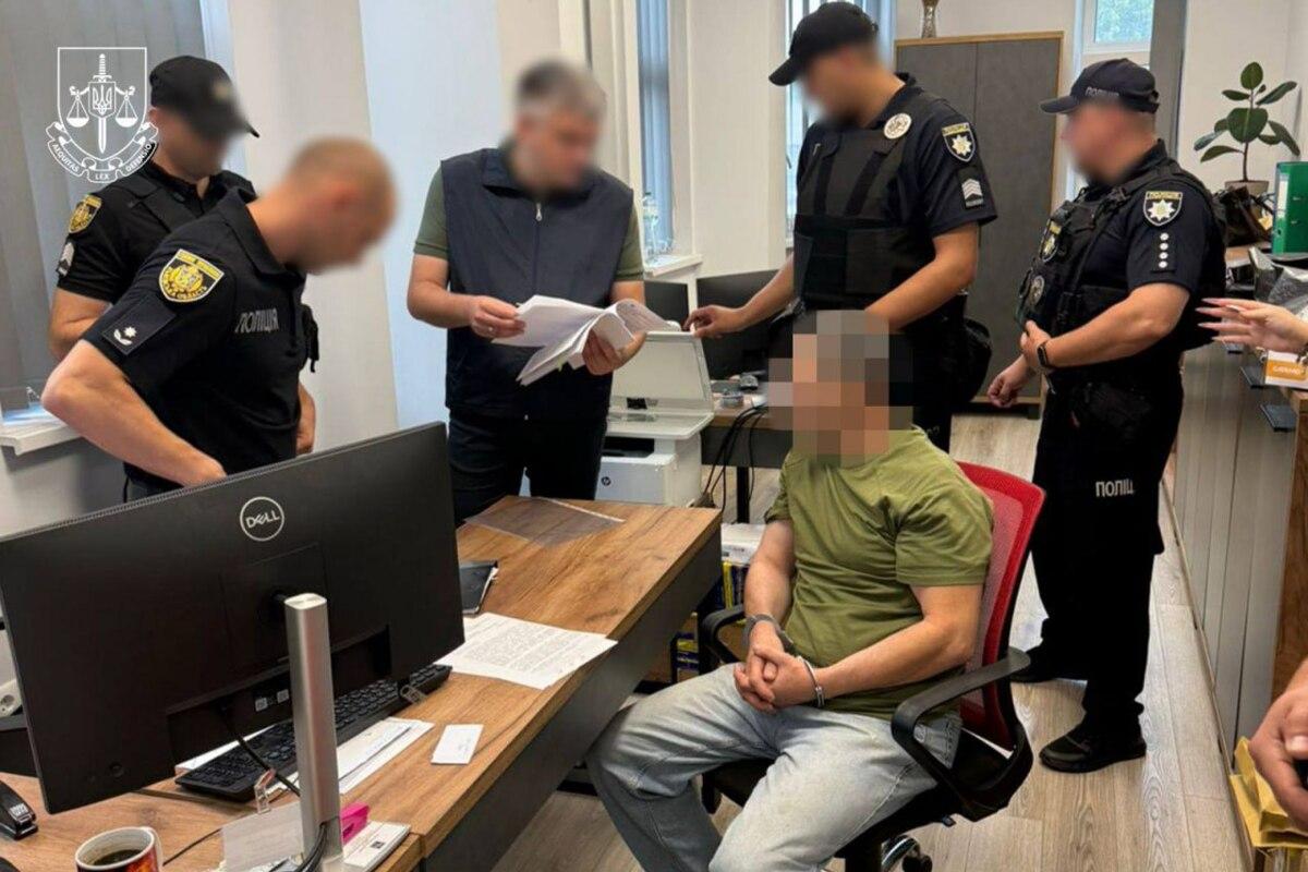 Офіційно: прокуратура підписала підозру у справі про вбивство нардепа Андрія Парубія/Фото: Офіс генпрокурора Затриманому за вбивство Парубія загрожує довічне: прокуратура готує клопотання про арешт без застави