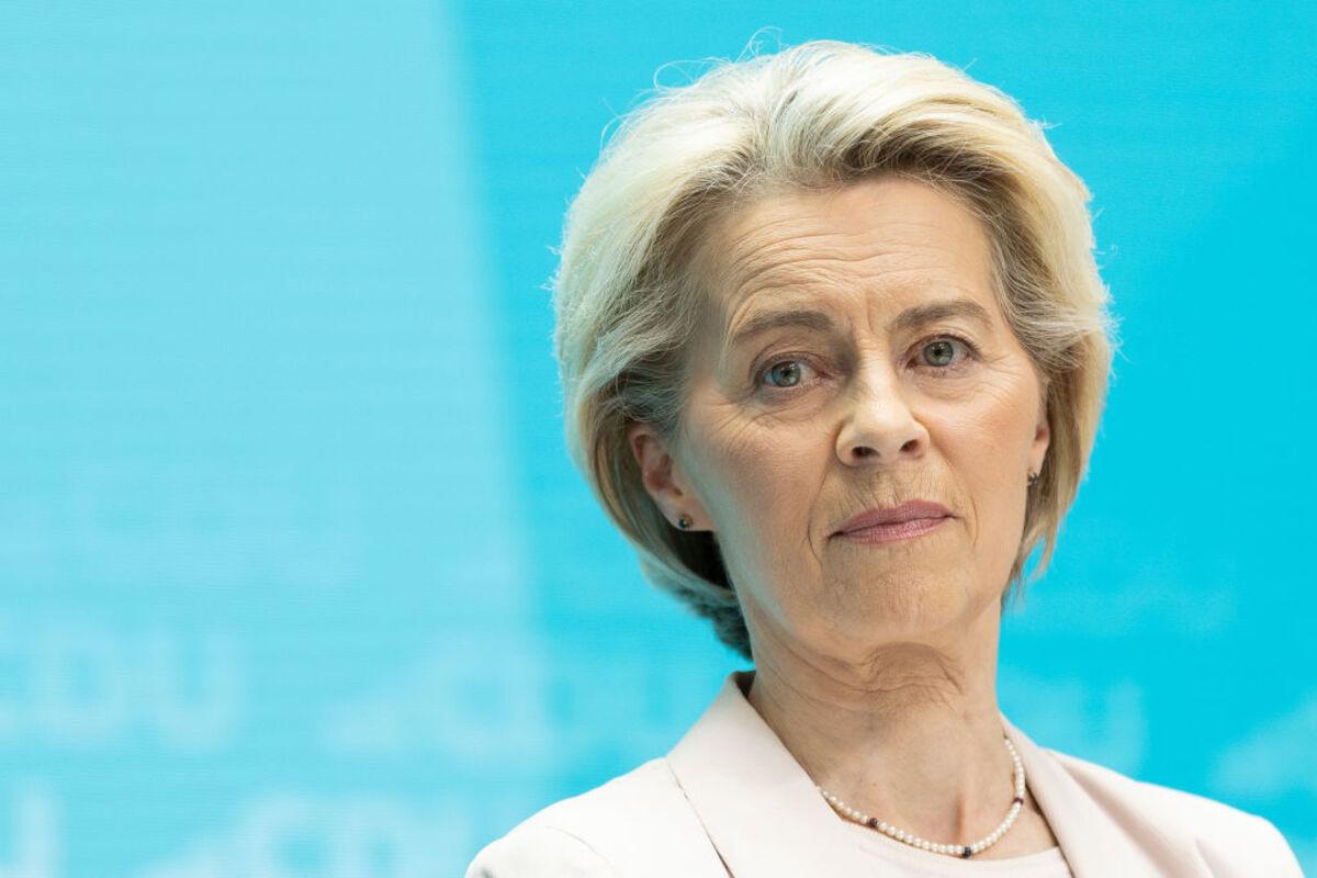 Авиационный инцидент: в Болгарии зафиксировали глушение GPS во время полета самолета с президентом Еврокомиссии/Фото: Getty Images Аварийная посадка самолета фон дер Ляйен: инцидент рассматривают как операцию спецслужб РФ