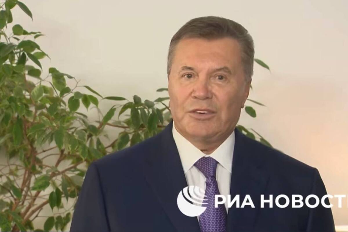 Янукович "блиснув" новими зубами й заявив, що він спрямовував Україну до ЄС