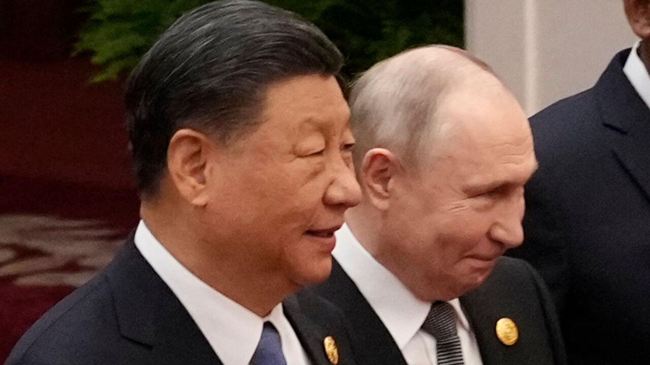 Китай запровадив безвіз, щоб росіяни могли відчути справжню вигоду від дружби