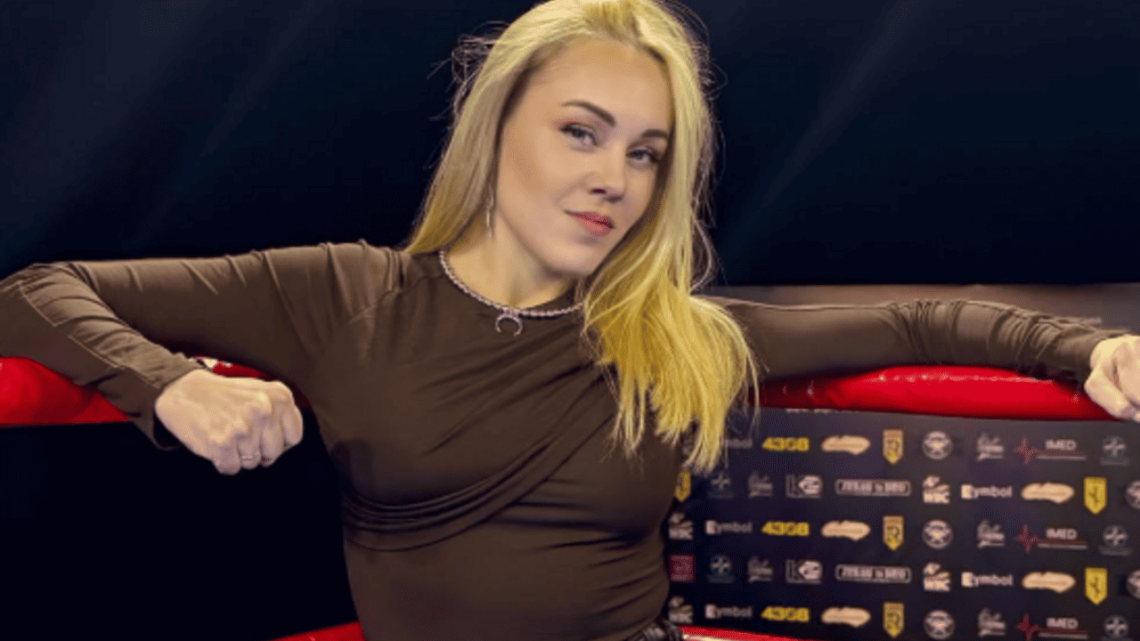 Елена Тополя в бикини впервые показала шрам после операции 