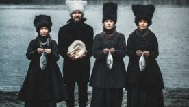 "Іди заміж або й утопись!": гурт "ДахаБраха" випустив найсильніший кліп року