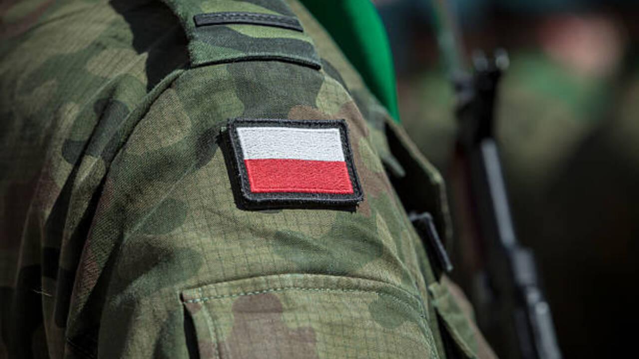 После атаки дронов Польша усиливает границу: минобороны разворачивает десятки тысяч военных
