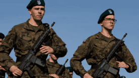 Военный бум в Польше: сколько тысяч человек уже записались на обучение