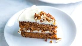 Влажный, пряный и невероятно вкусный: рецепт морковного торта, который удивит каждого