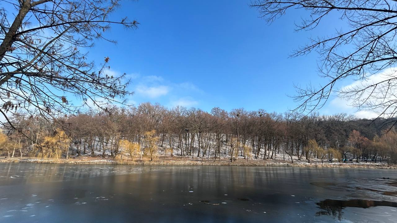 Дощі, вітер та швидкі перебіжки між калюжами