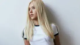 Даша Квіткова у фотосесії