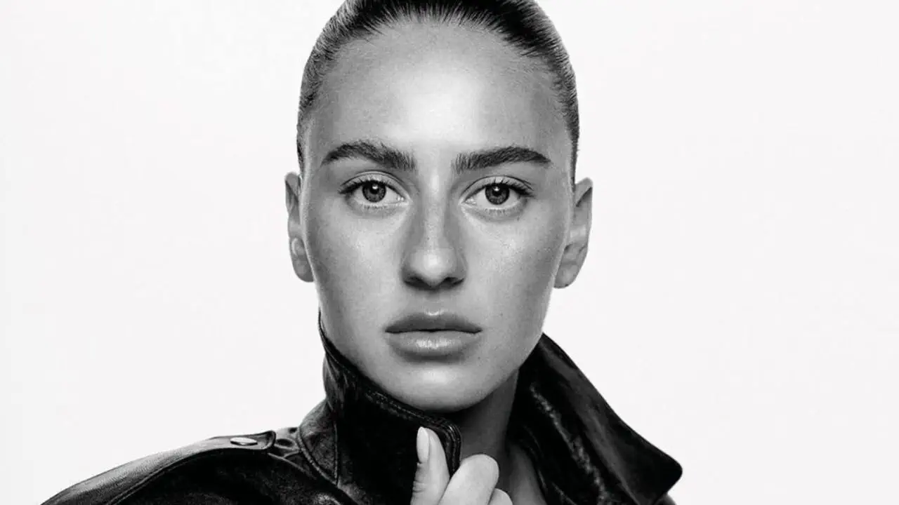 Марта Костюк у фотосесії для Vogue Ukraine