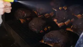 Владелец Franklin Barbecue назвал секрет идеальной грудинки