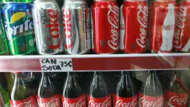 Coca-Cola отзывает тысячи банок популярных напитков из-за загрязнения металлами