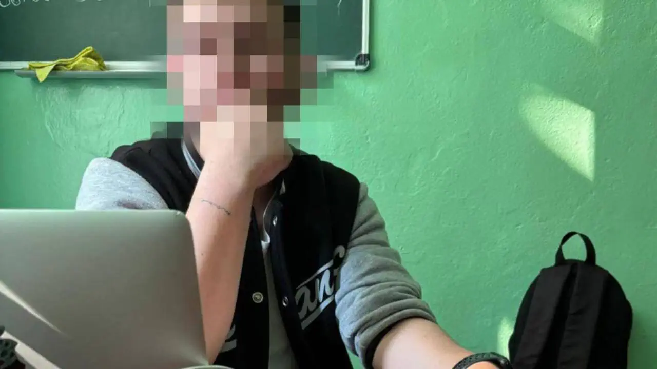 Не человек, а педофил! Откровенность 12-летнего мальчика раскрыла ужасную правду о насилии в лицее