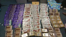 Пойманы с поличным... с шоколадом! Полиция задержала любителей Cadbury и Ferrero Rocher