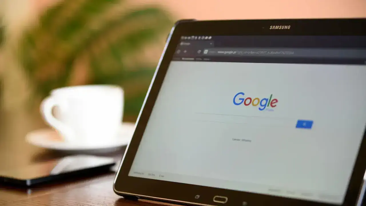 Конец неуклюжих переводов? Google Translate предлагает переводы с помощью ИИ