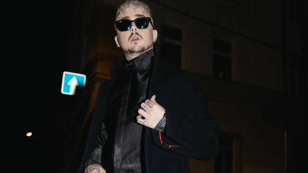 "Перший бісексуальний сезон!" MÉLOVIN використав бренд "Холостяка" без дозволу
